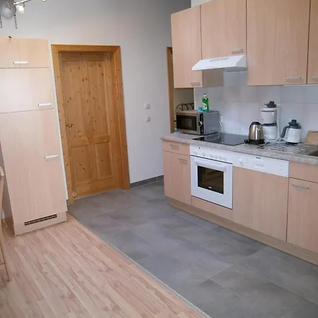 موزنباور فيرينفوهنونغ سالزبورغ * ميترسل